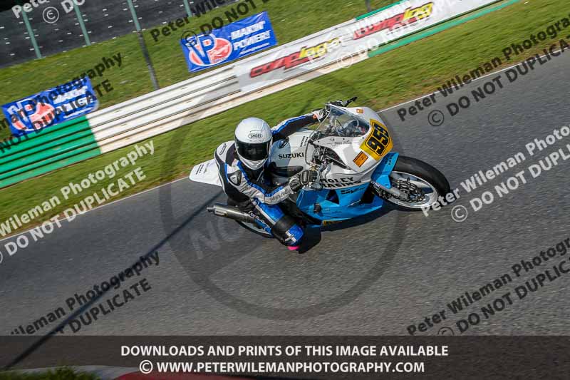 PJ Motorsport Photography 2018;enduro digital images;event digital images;eventdigitalimages;mallory park;mallory park photographs;mallory park trackday;mallory park trackday photographs;no limits trackdays;peter wileman photography;racing digital images;trackday digital images;trackday photos